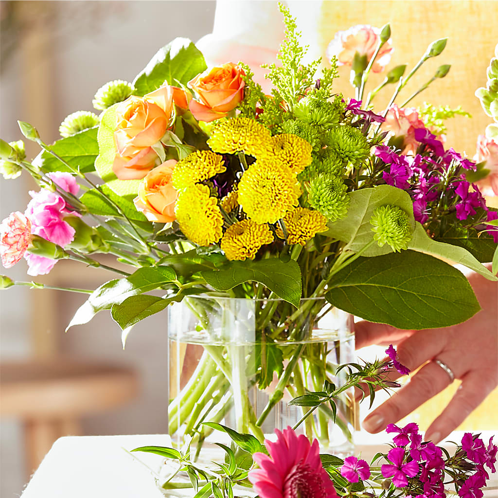 Bold & Bright – A Florist Original – PARKER'S FLORIST, Madison AL