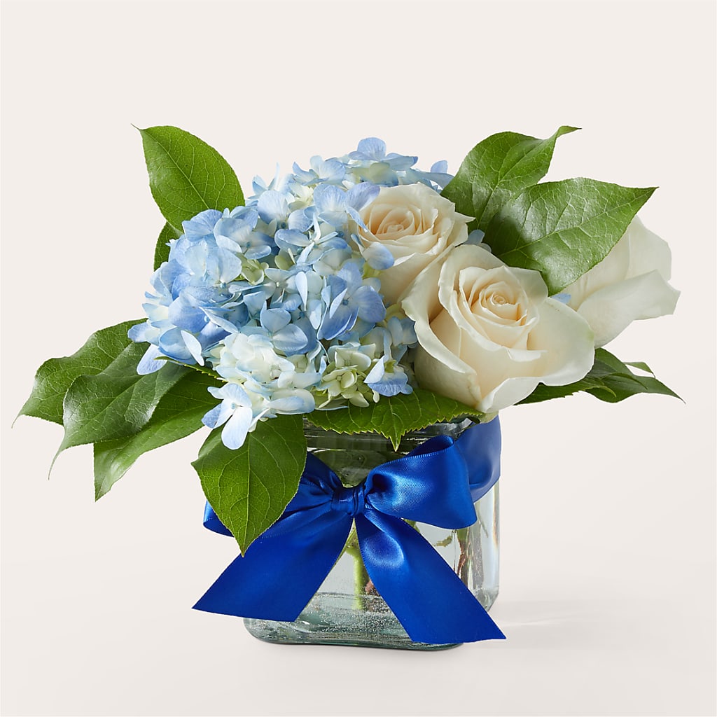 Sky Blue Delight Bouquet – PARKER'S FLORIST, Madison AL