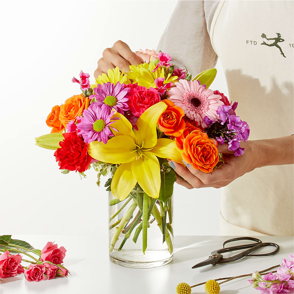 Cue the Confetti - A Florist Original – PARKER'S FLORIST, Madison AL