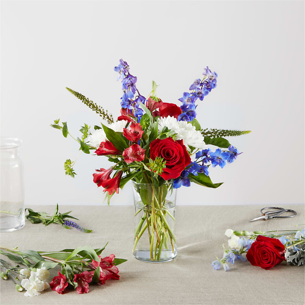 Star Spangled - A Florist Original – PARKER'S FLORIST, Madison AL