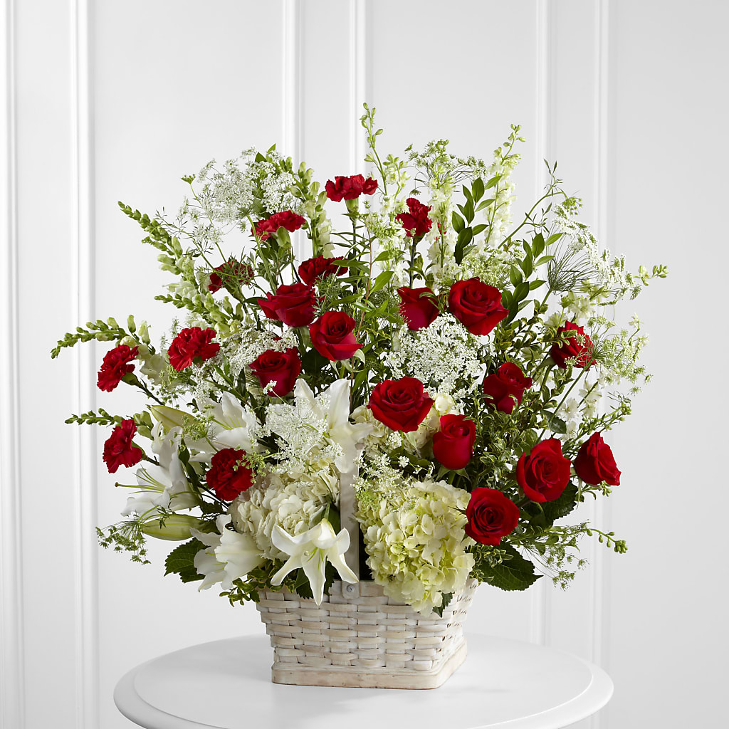 In Loving Memory Arrangement – PARKER'S FLORIST, Madison AL