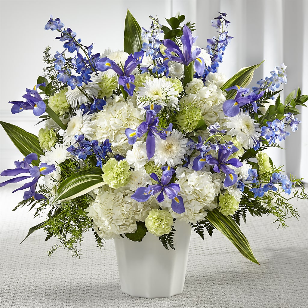 Soft Serenity Floor Basket – PARKER'S FLORIST, Madison AL