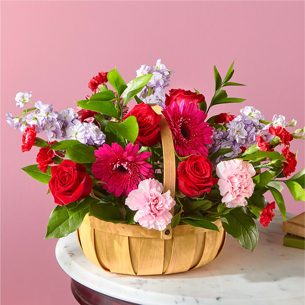 Pink Picnic Basket – PARKER'S FLORIST, Madison AL