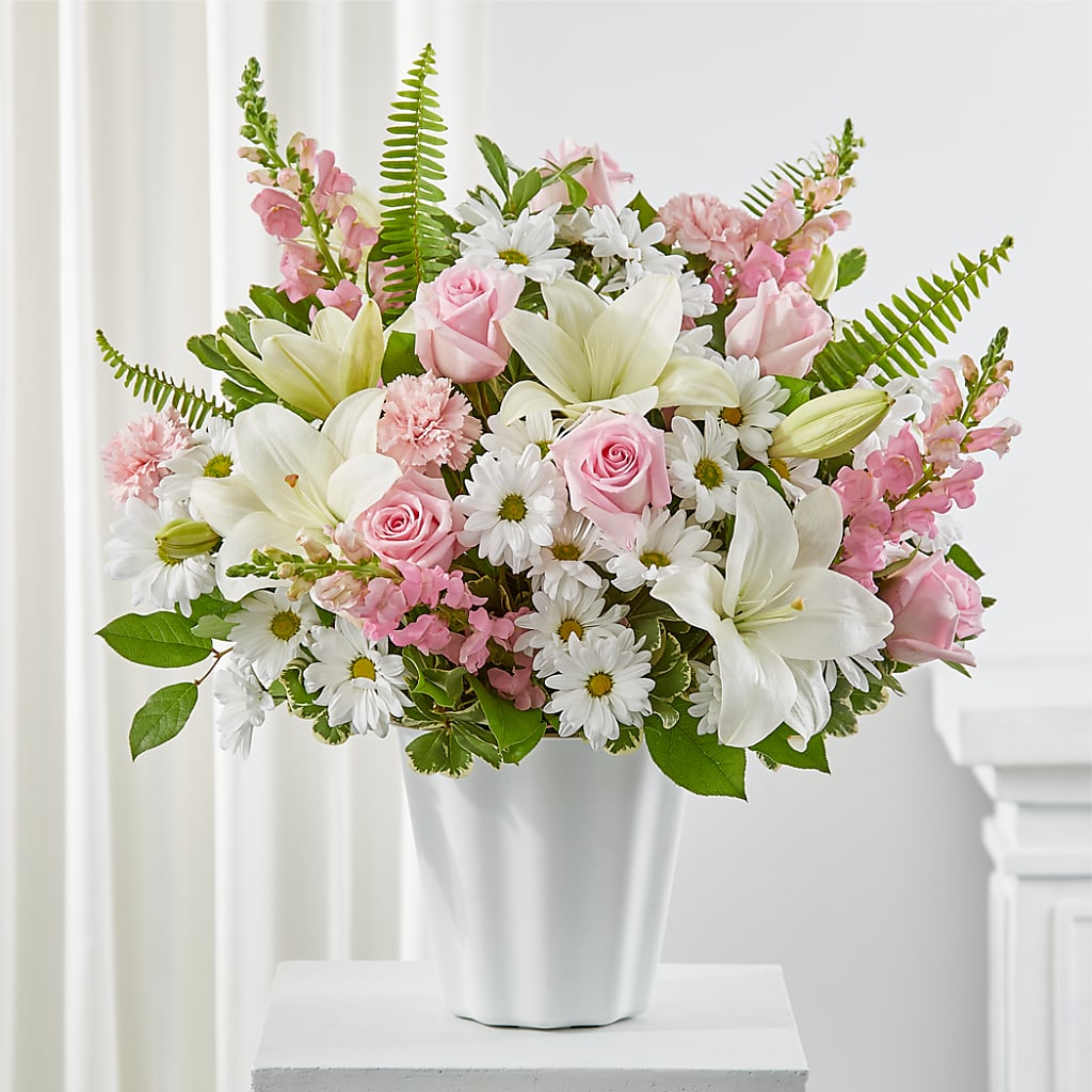 Soft Touch Tabletop Basket – PARKER'S FLORIST, Madison AL