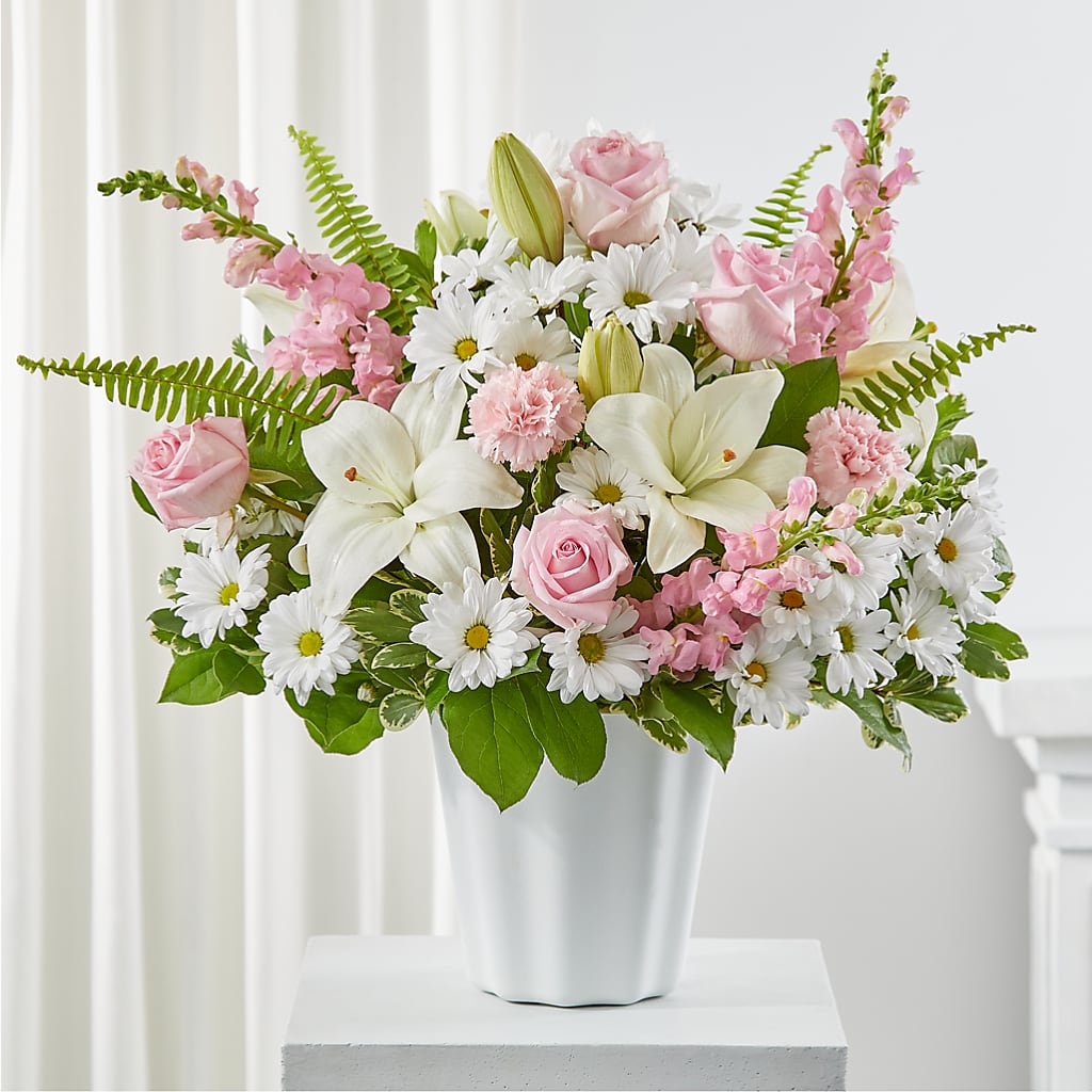 Soft Touch Tabletop Basket – PARKER'S FLORIST, Madison AL