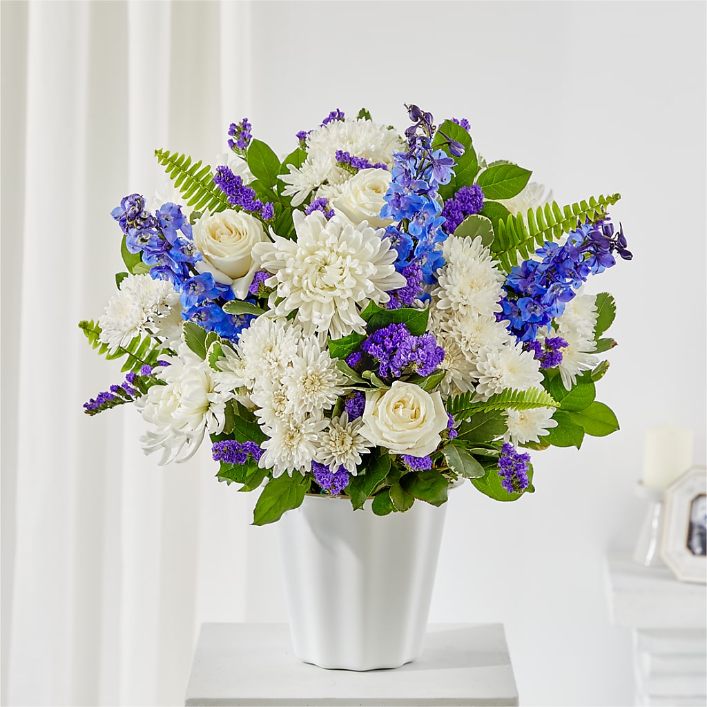 Hold Dear Tabletop Basket – PARKER'S FLORIST, Madison AL