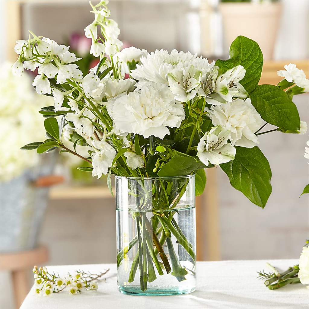 Classic Ivory – A Florist Original – PARKER'S FLORIST, Madison AL