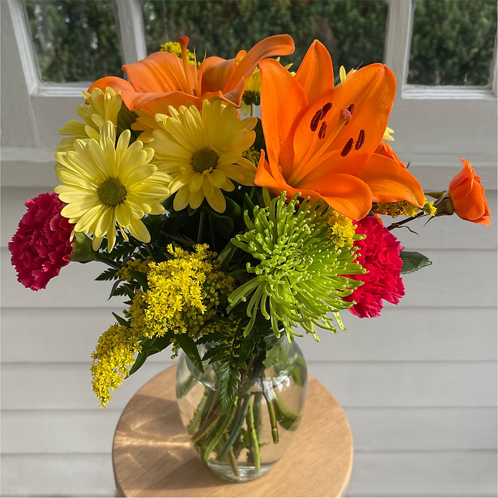 Bold & Bright – A Florist Original – PARKER'S FLORIST, Madison AL