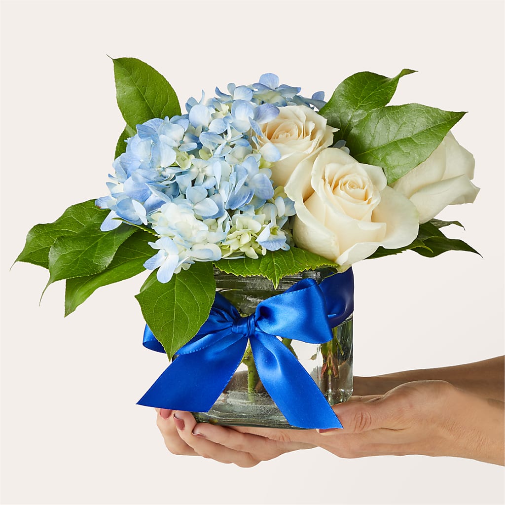 Sky Blue Delight Bouquet – PARKER'S FLORIST, Madison AL