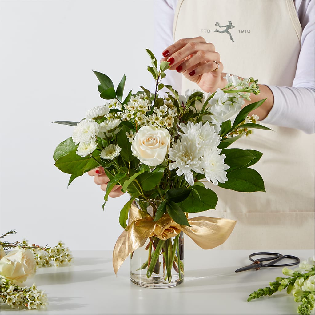 New Beginnings – A Florist Original – PARKER'S FLORIST, Madison AL