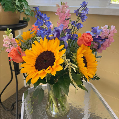 Rays of Life Bouquet – PARKER'S FLORIST, Madison AL