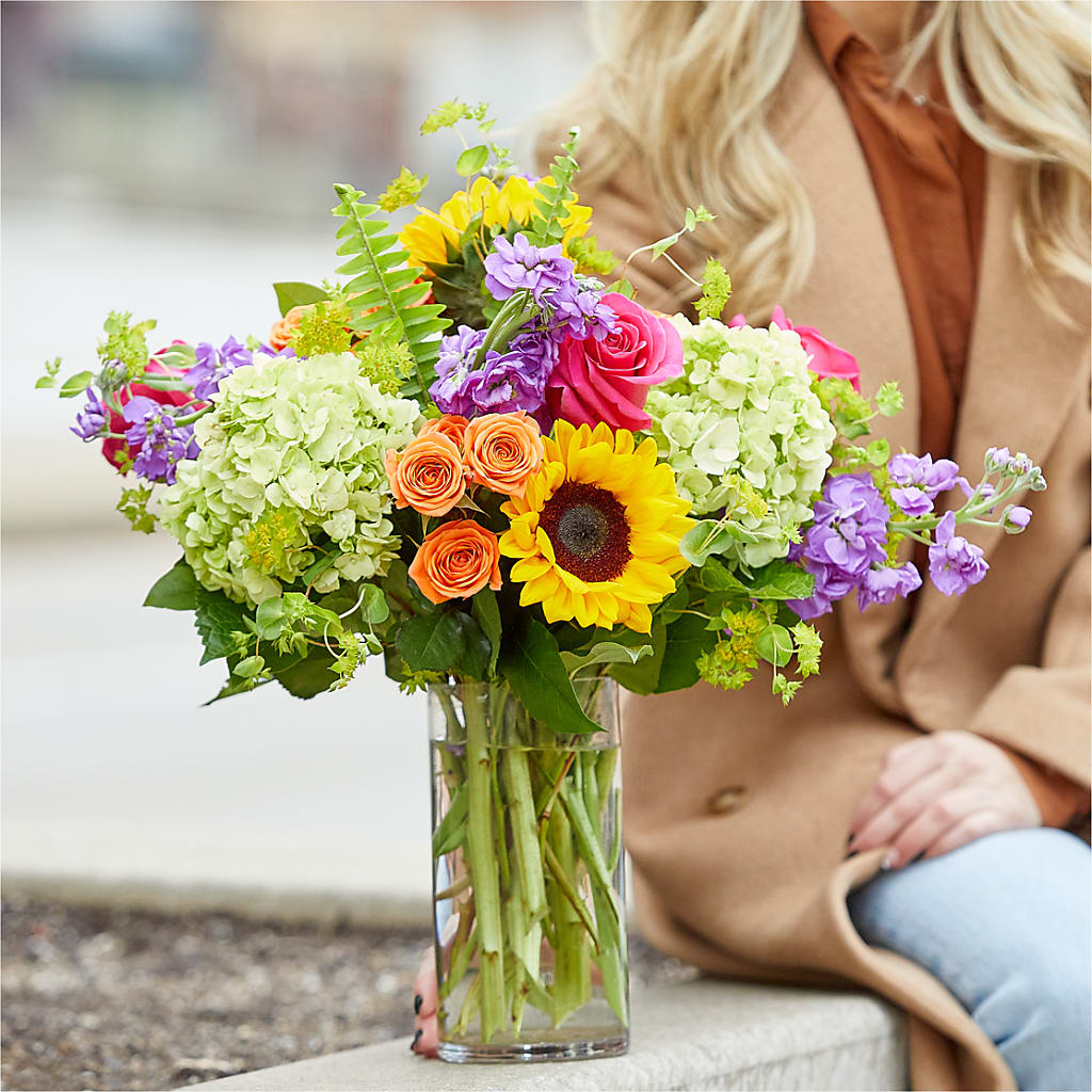 Vibrant Greetings Bouquet – PARKER'S FLORIST, Madison AL